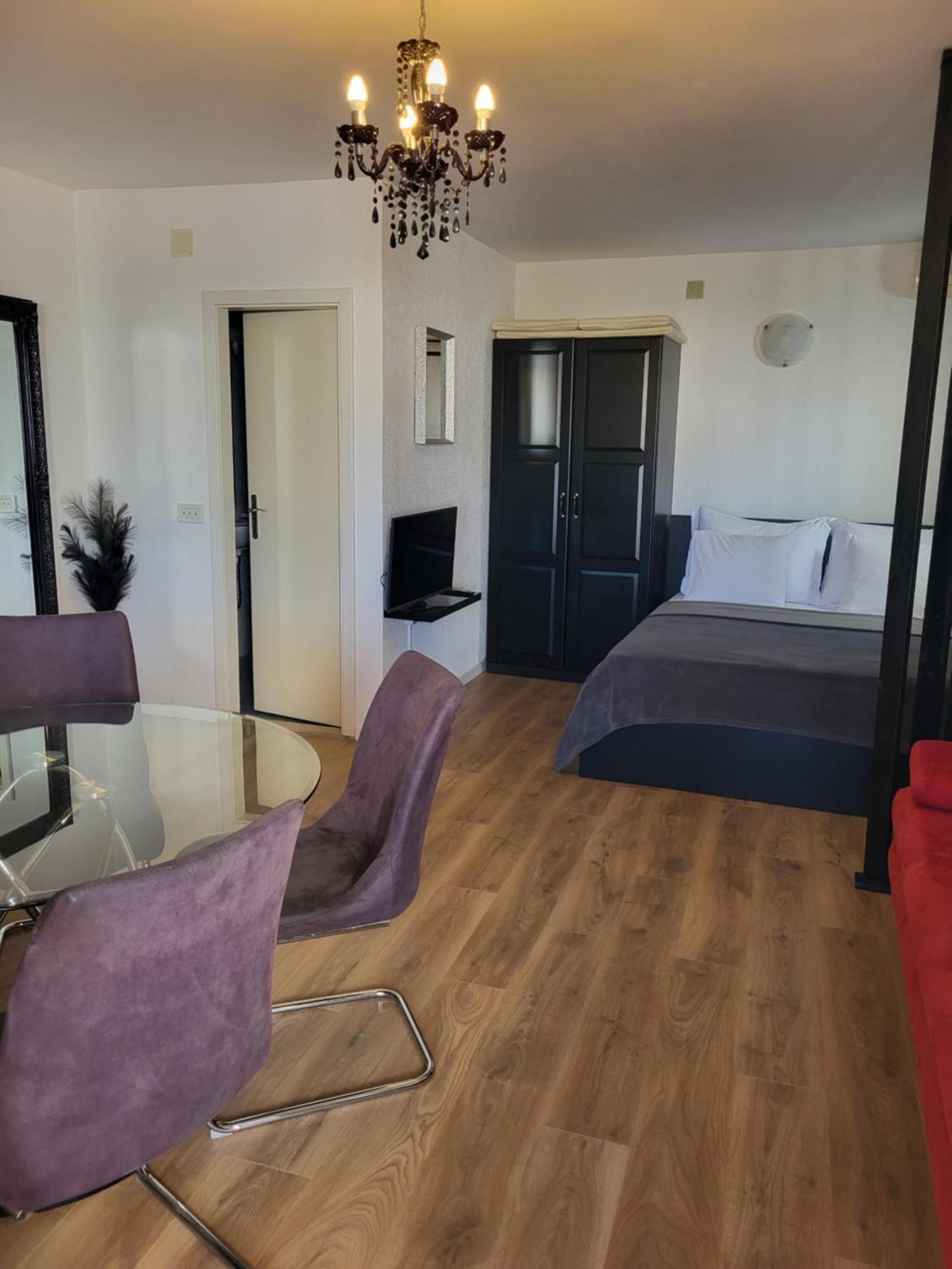 Apartments Vukovic Selce Kamer foto
